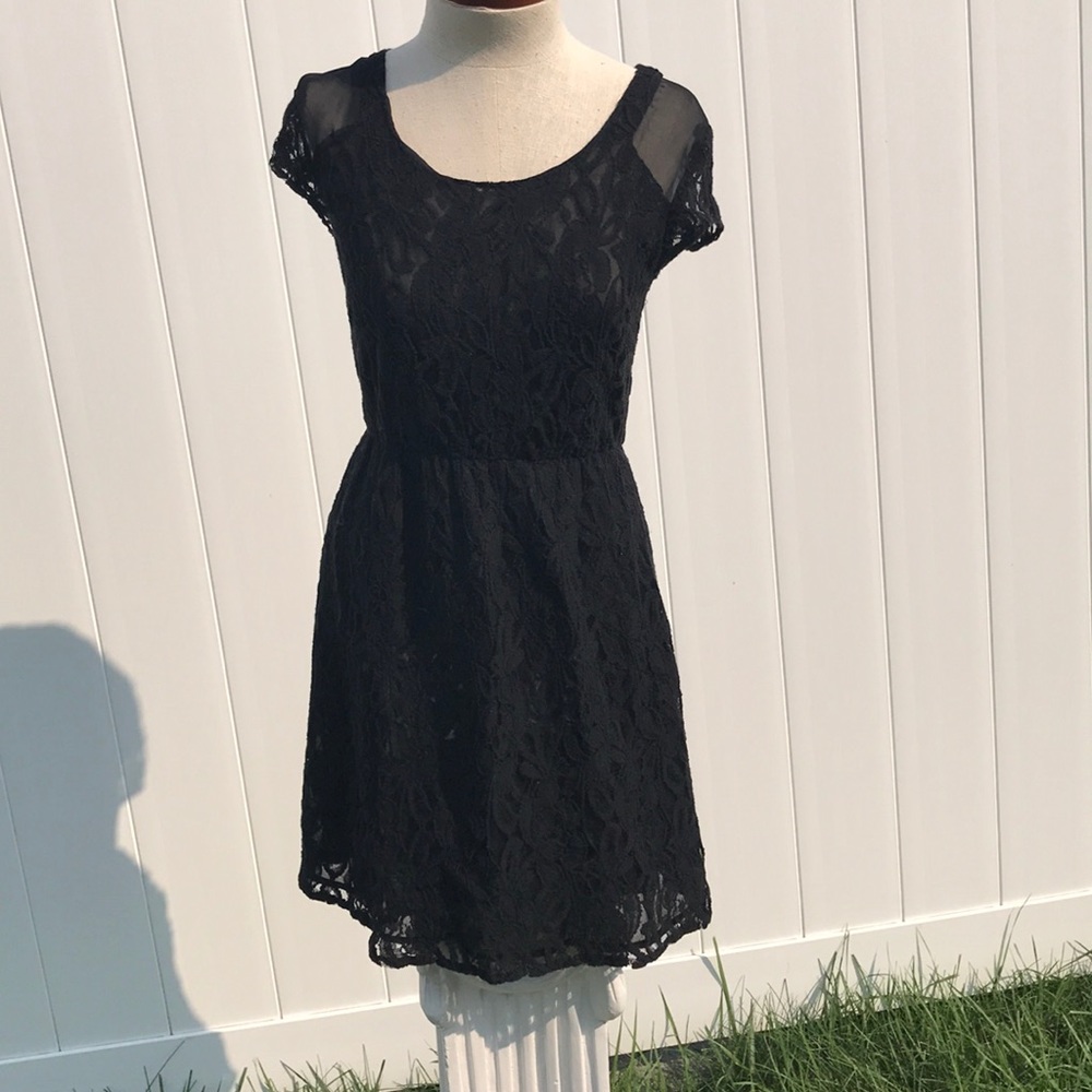 Short black lace dress